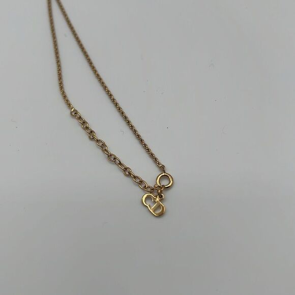 CHRISTIAN DIOR VINTAGE "CD" CRYSTAL CHARM GOLD NECKLACE - Picture 4 of 6